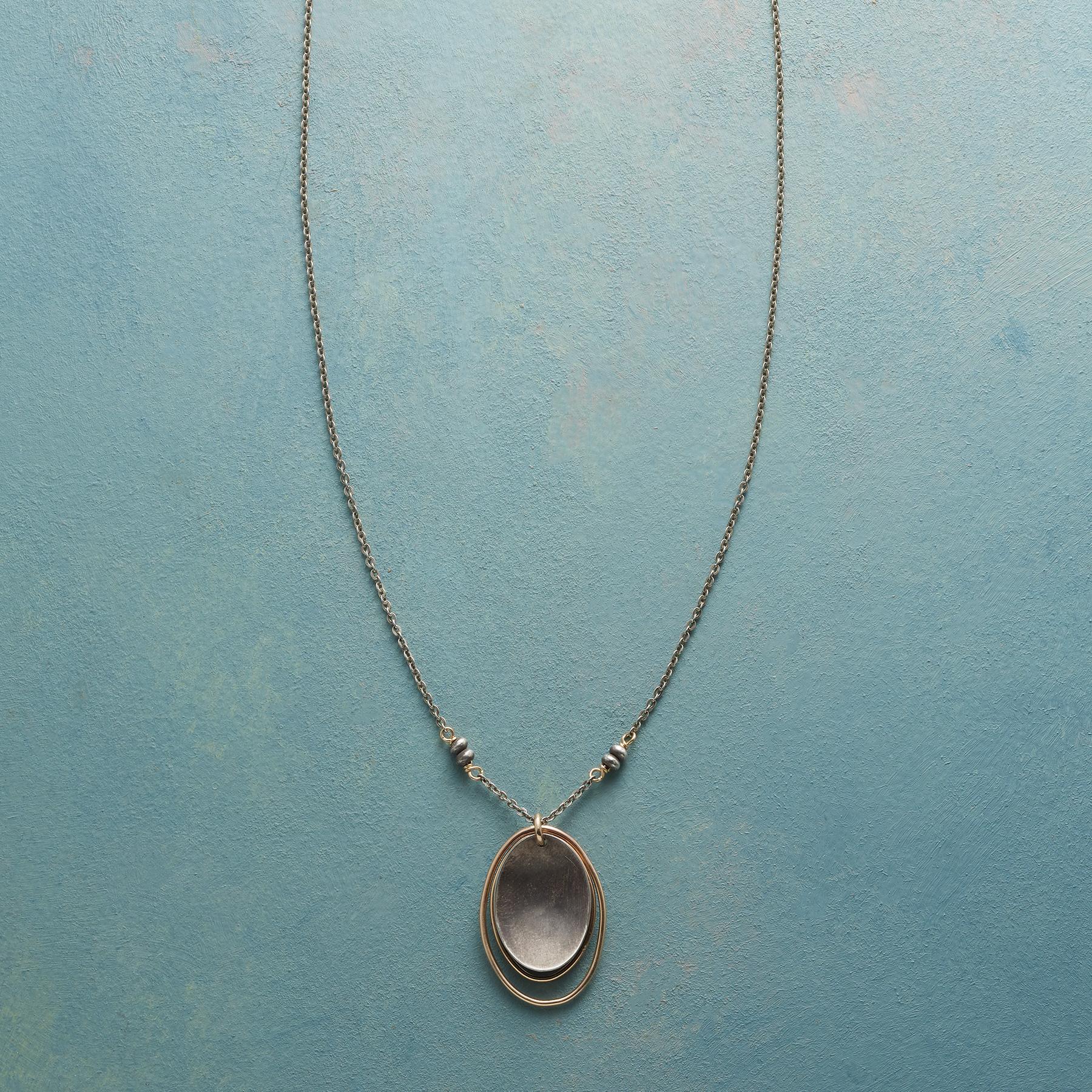 Topo Necklace
