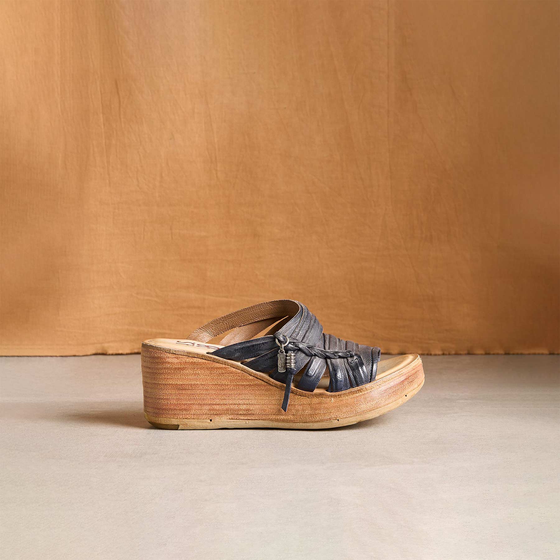 Nicolls Wedge Sandals