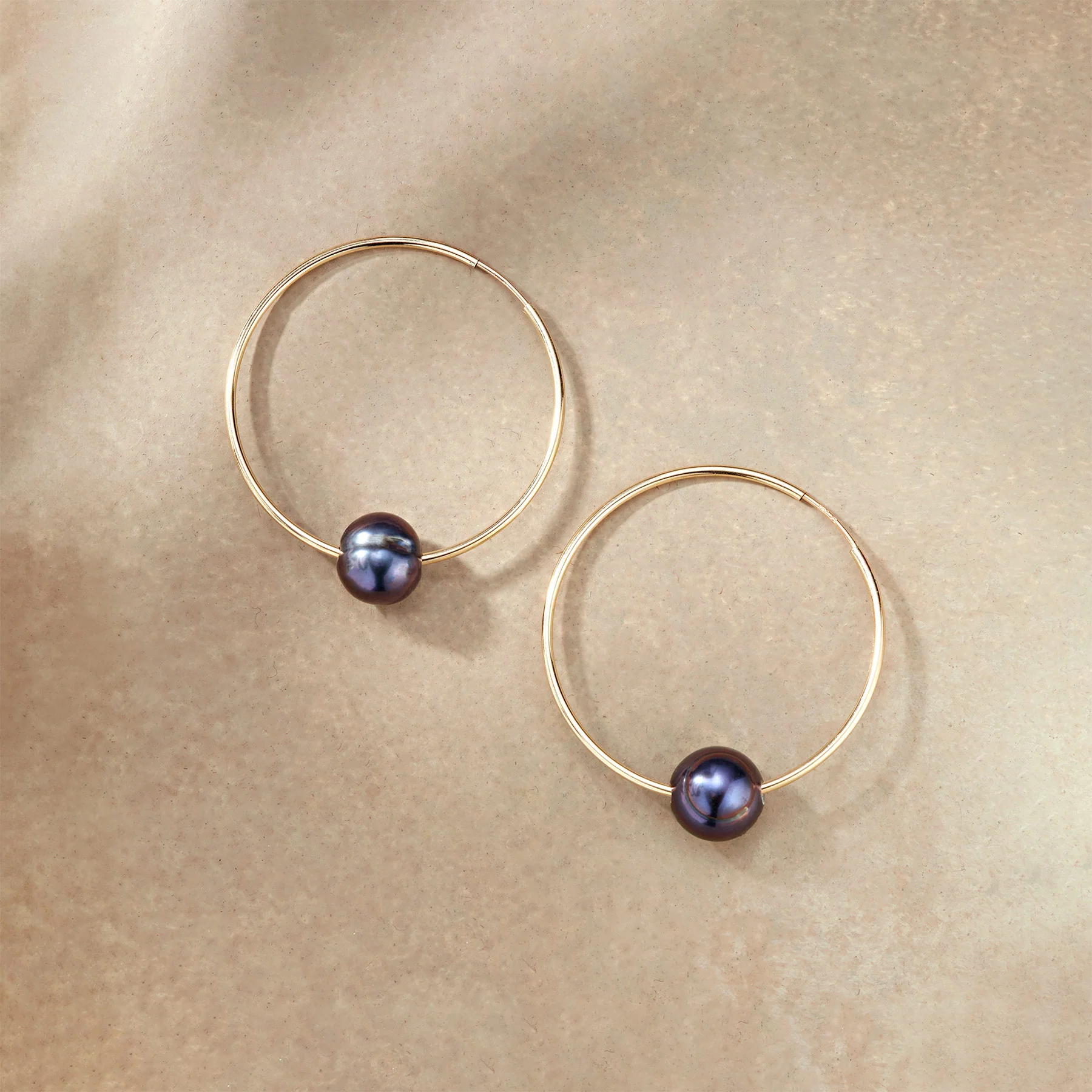 Solo Peacock Pearl Hoops