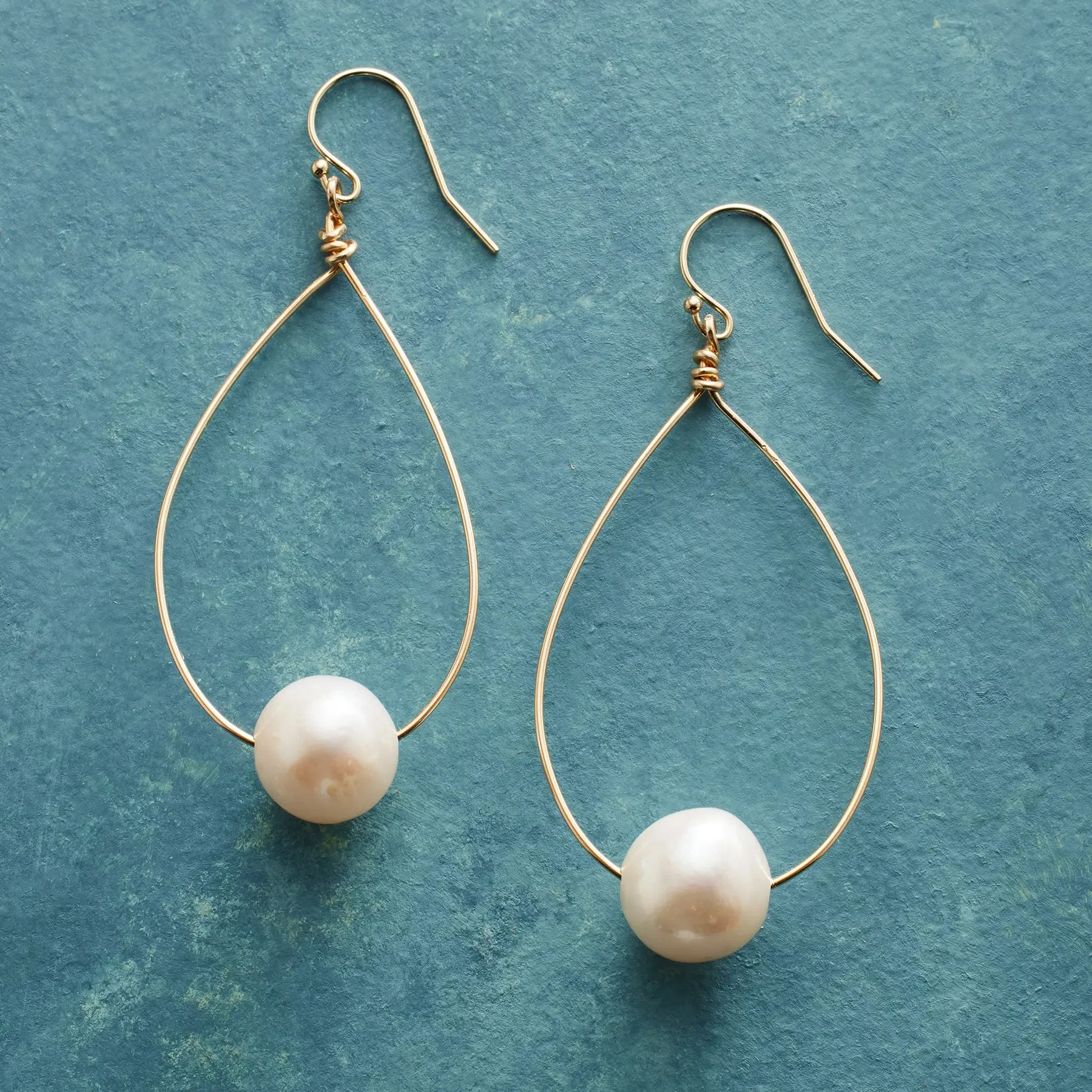 Tears Of Pearl Earrings