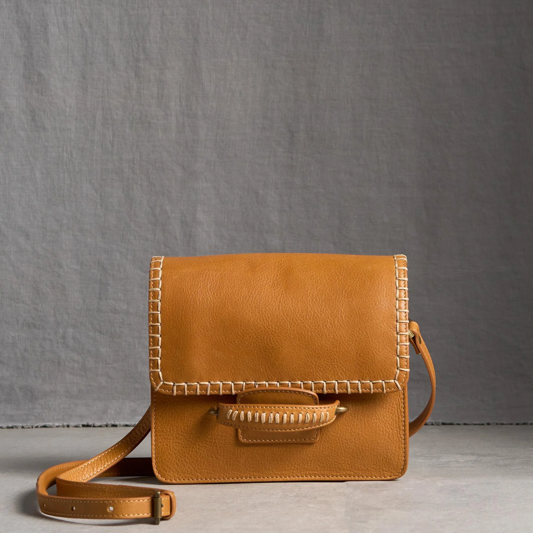 Gael Crossbody Bag